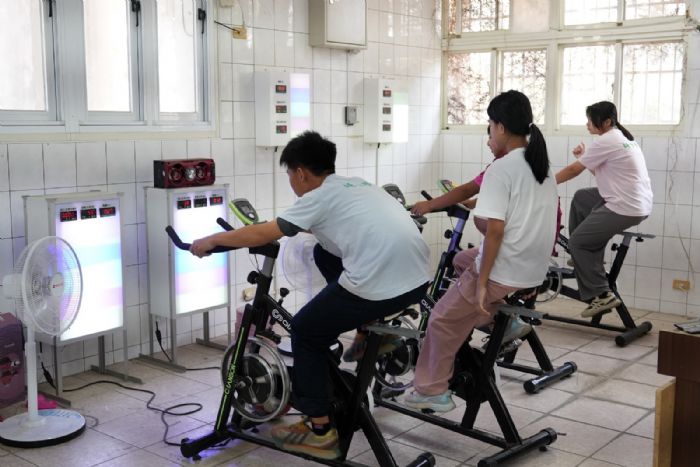 推動低碳永續校園，屏縣泰安國小打造能源教育場域